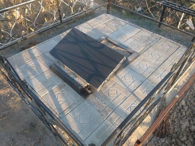 Ничего святого... Под Бишкеком осквернили кладбище