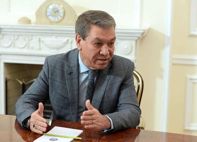Жээнбеков попрощался с послом Афганистана Месбаха