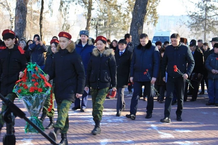 В Бишкеке прошёл митинг-реквием в память  о прорыве блокады Ленинграда