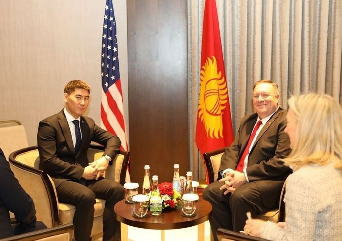 Глава МИД КР Айдарбеков встретился с Госсекретарем США Помпео в Ташкенте