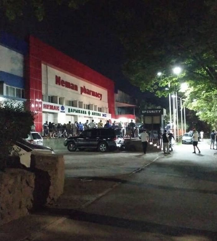 В битве за гепарин: давка, драки, обмороки....