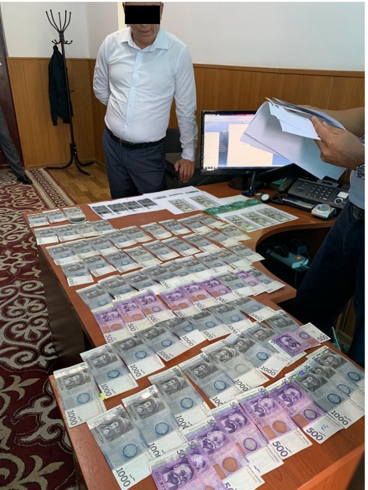 При получении взятки задержан помощник директора ГУ "Унаа"