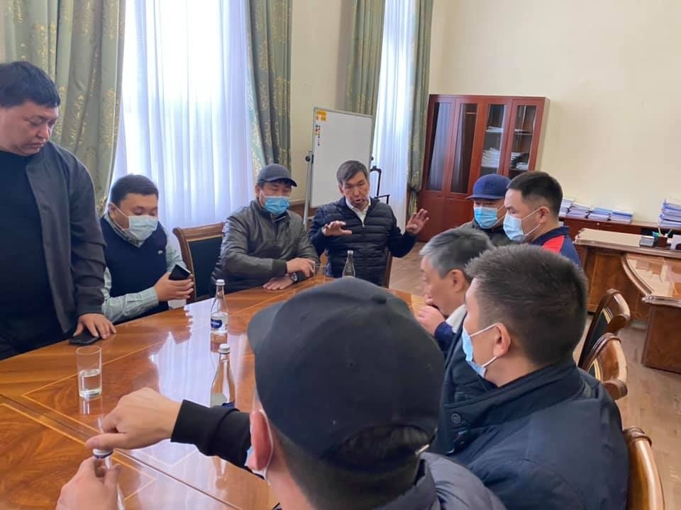 Гуля Алмамбетова: Меня хотят найти и убить