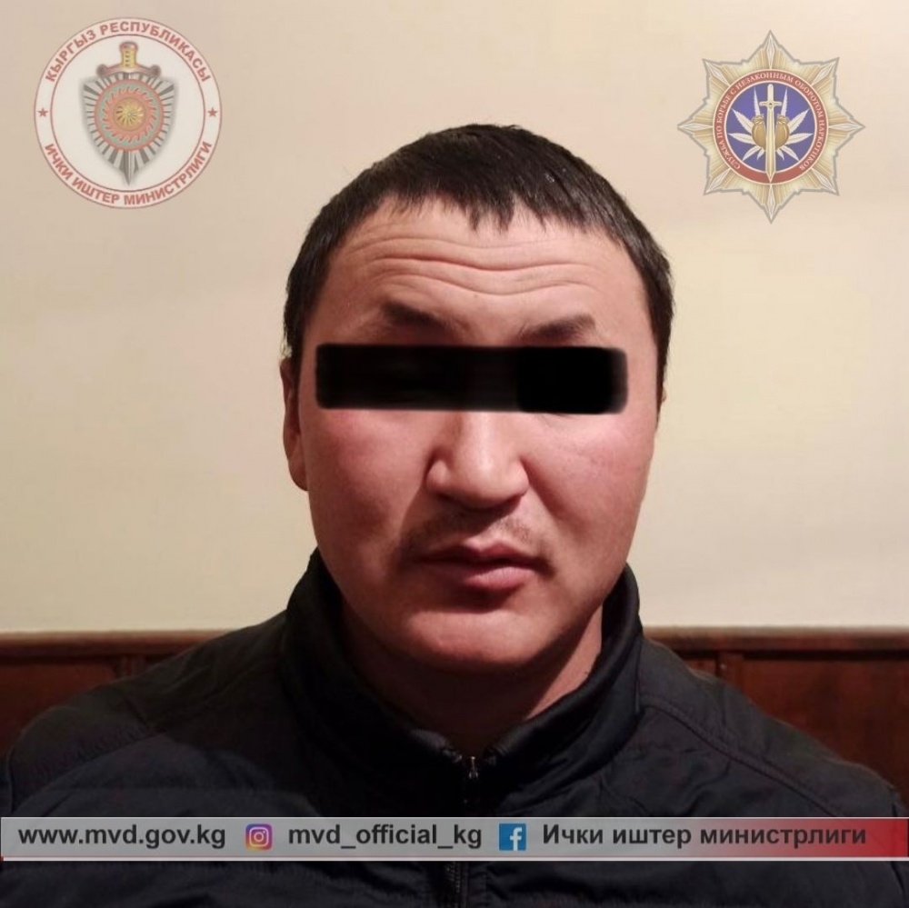 10 кг афганского гашиша обнаружено у пассажира такси на трассе Бишкек - Ош