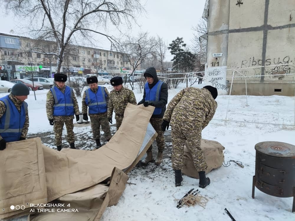 В Бишкеке организовали пункты обогрева
