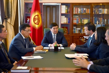 Абылгазиев ищет инвесторов для аэропорта "Манас"