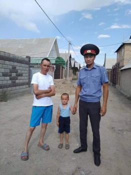 Пятилетний мальчик, пропавший в Бишкеке, найден сотрудниками милиции