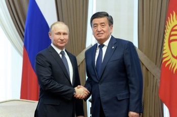 Жээнбеков поблагодарил Путина за личную поддержку наших мигрантов