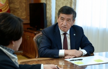Досрочных выборов не будет?  Президент Жээнбеков принял главу ЦИК