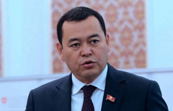 Граждане Кыргызстана Бакирову: Да пошел ты на.... Памир!